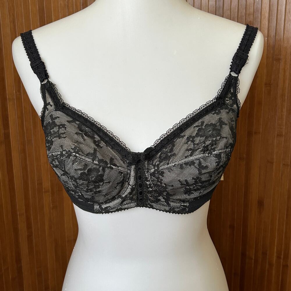 Vintage 1960s Surprise Black Lace Underwire Bra Mint 34C Union Made